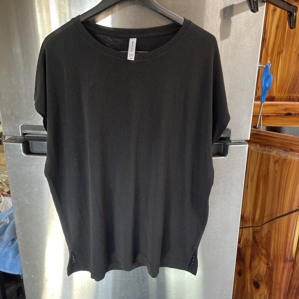 Athleta Activewear Coverup/ Top Cap Sleeves Black Women’s Size M ‎  Relaxed Fit.